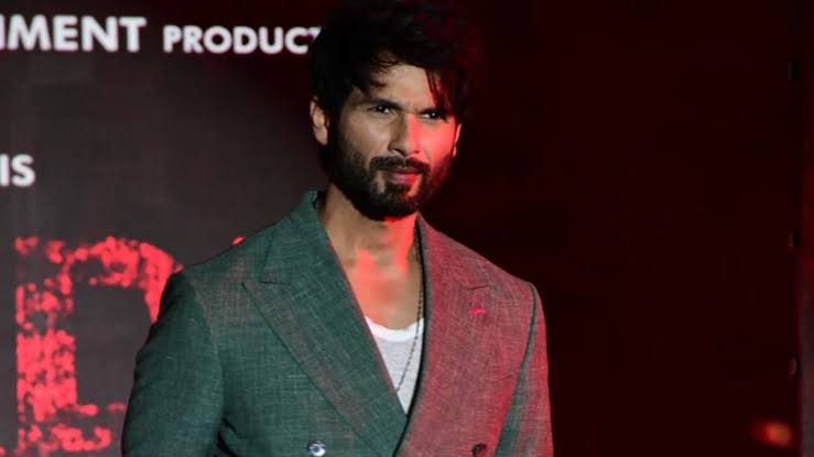 Why Shahid Kapoor Never Became a SUPERSTAR?